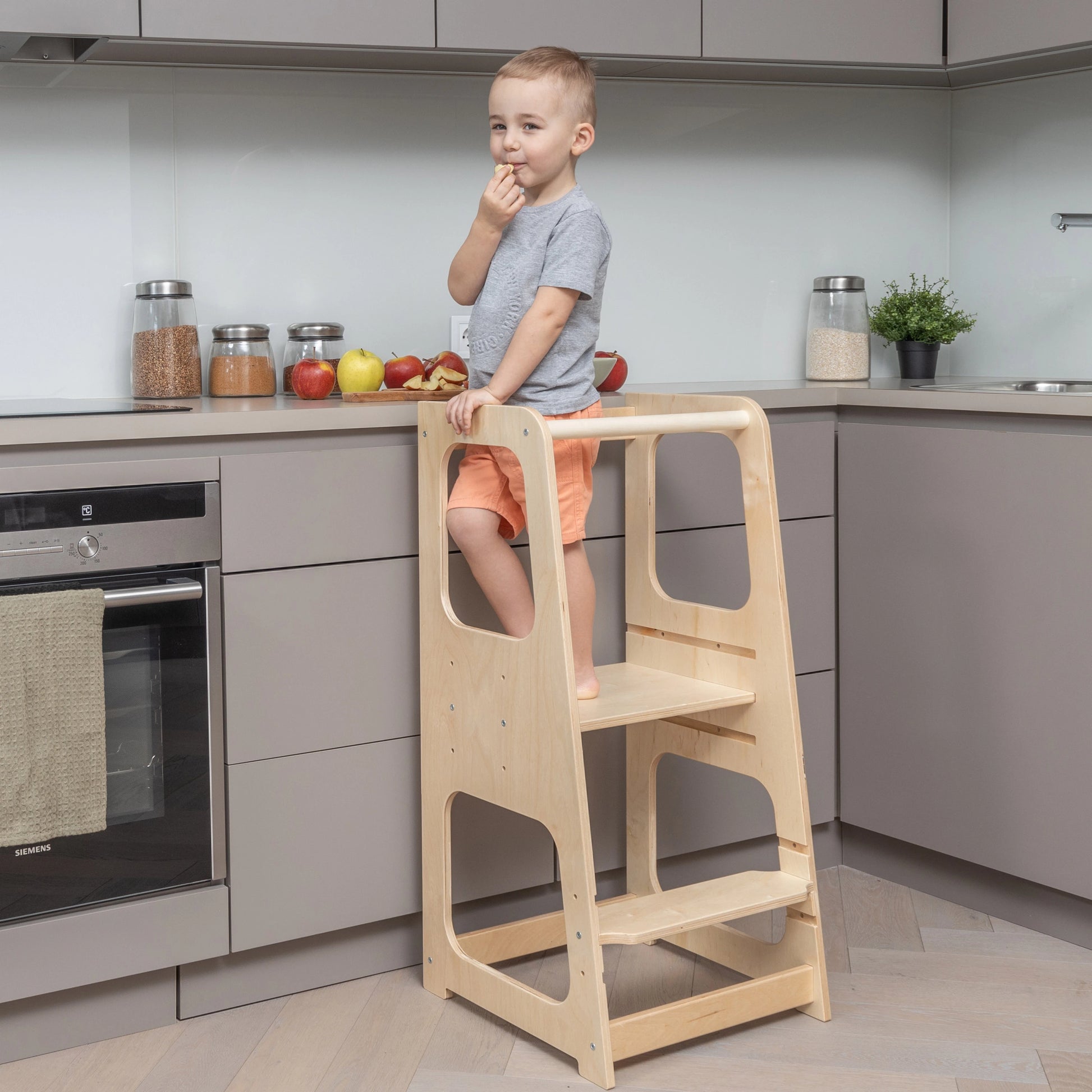 Torre di apprendimento regolabile, sgabello a torre per bambini che aiuta  in cucina - ToyBox